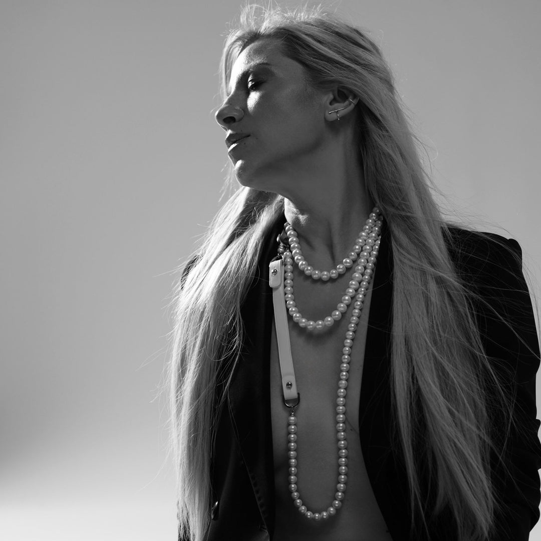 Arwen L Necklace, Pearls and Leather