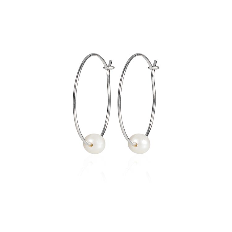 Pearl A Round Silver Earrings