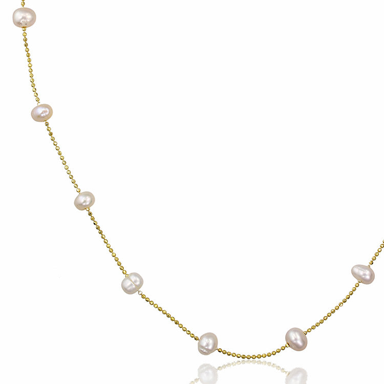 In Between Pearls Necklace in Gilded Silver