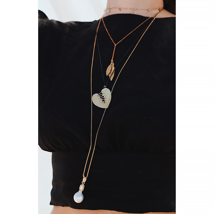 One Pearl Disorder Necklace in Gold Plated Silver