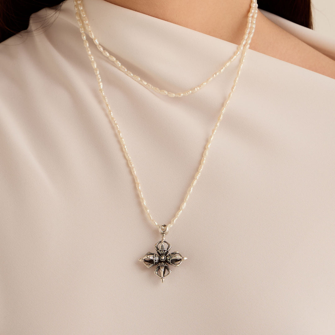 Colier Queens on Pearls, Argint