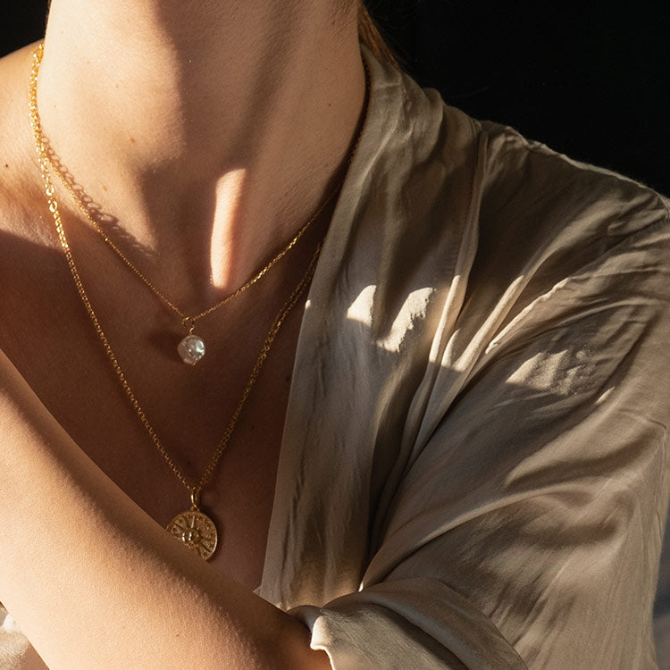 Singular Disorder Necklace in Gold Plated Silver