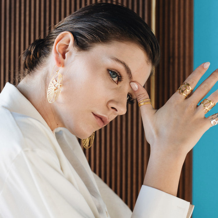 Neutral Ring in Gilded Silver