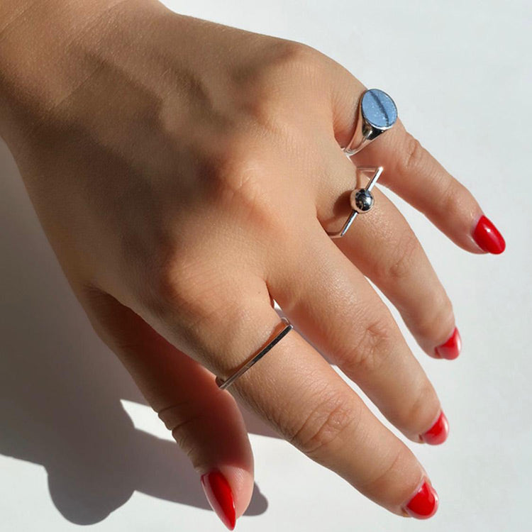 Plain Round Signet Ring in Silver