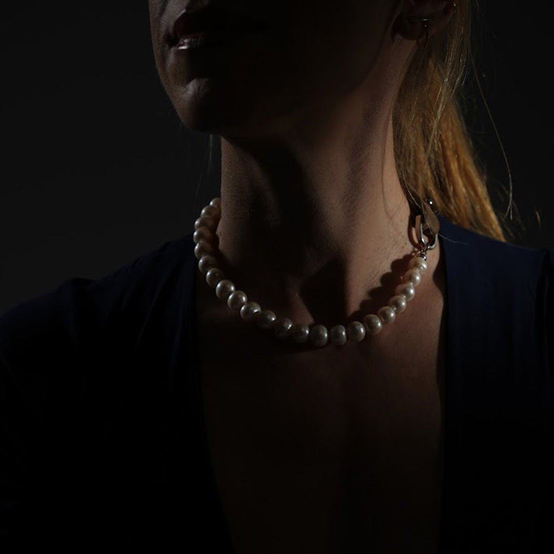 Arden S Necklace, Pearls and Leather