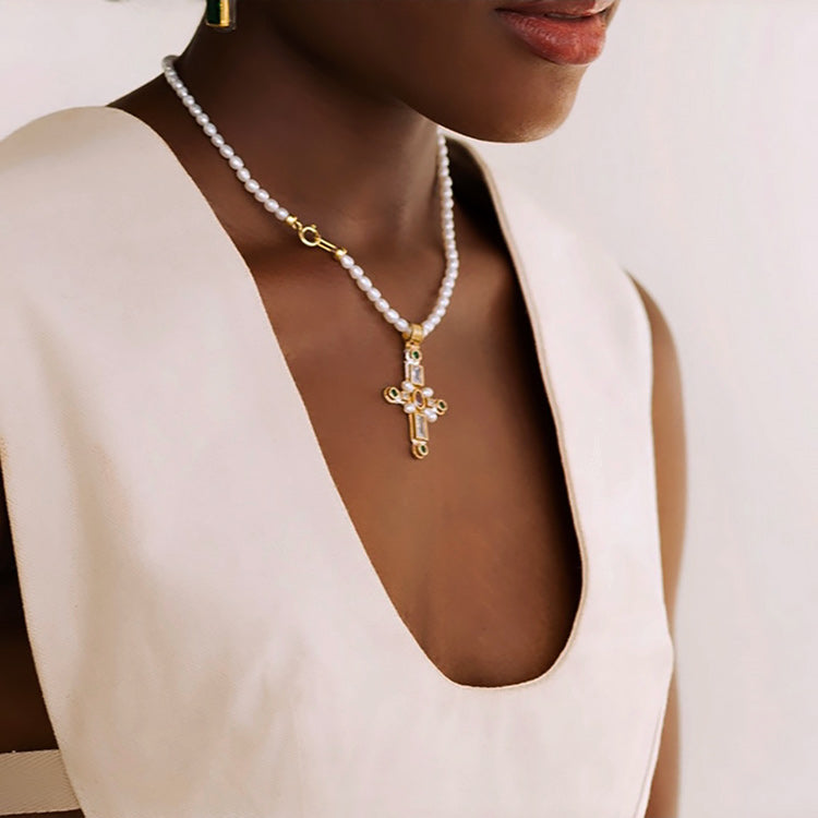 Clear Monasterio Necklace in Pearls, Silver Gilt